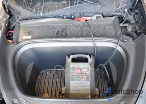 2024 Tesla Model Y from USA, damaged, VIN 7SAYGDEE8RA235089